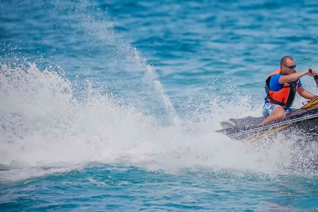 Os 10 melhores lugares para praticar jet ski no Reino Unido